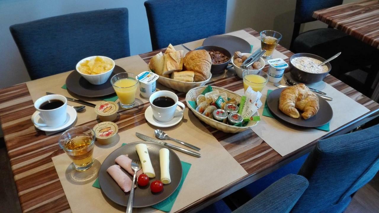 Cote Hotel Legny Экстерьер фото